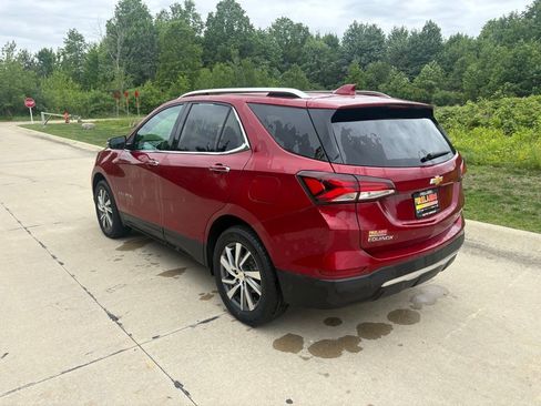 Used 2024 Chevrolet Equinox Premier AWD/4WD image 7
