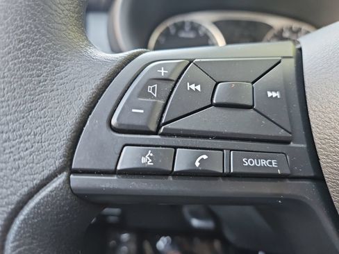 Used 2025 Nissan Kicks Play S FWD image 30