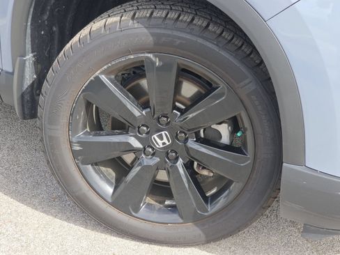 Certified 2025 Honda Pilot Black Edition image 15