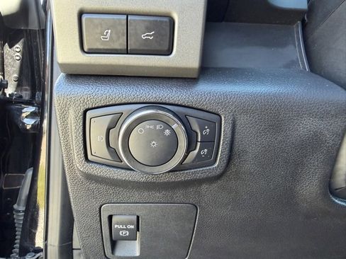 Used 2020 Ford Expedition XLT w/ Equipment Group 202A image 15