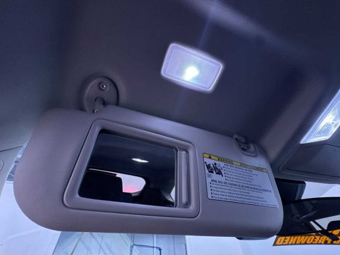 Used 2024 Toyota RAV4 LE image 31