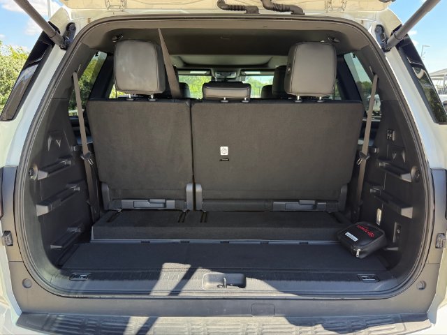 Used 2025 Toyota Sequoia Limited w/ Tow Technology Package AWD/4WD image 29