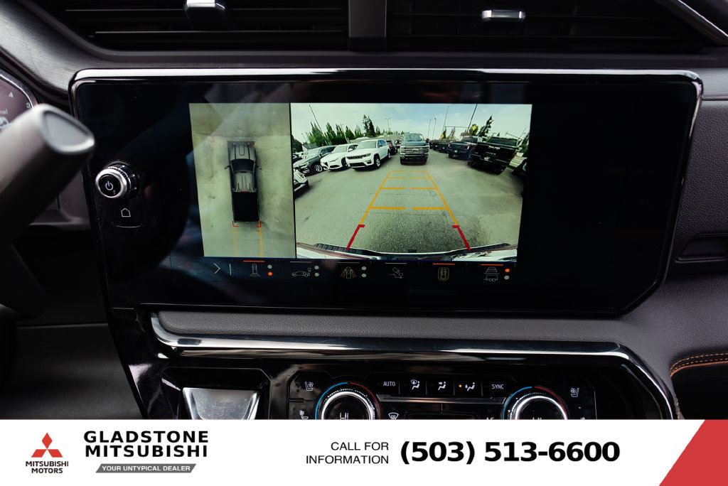 Used 2024 GMC Sierra 2500 AT4 w/ Technology Package AWD/4WD image 17