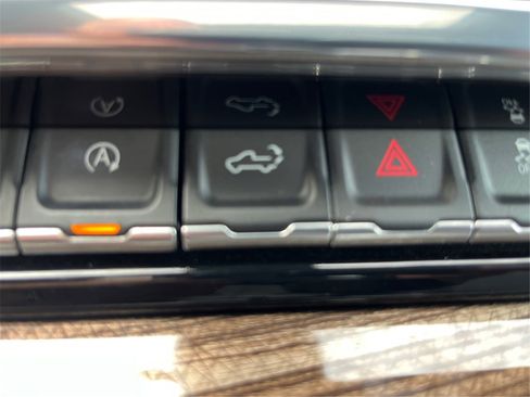 Used 2024 Chevrolet Silverado 1500 RST image 39