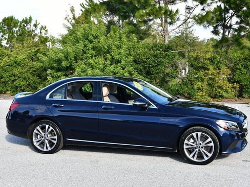 Used 2019 Mercedes-Benz C 300 4MATIC Sedan image 38