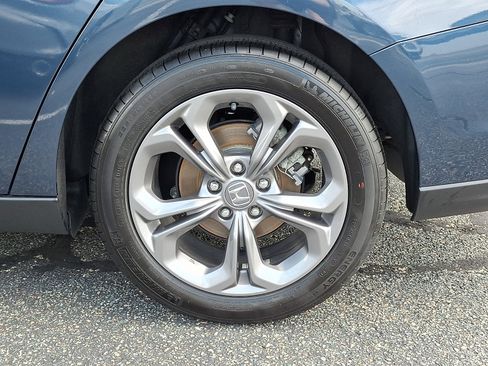 Certified 2024 Honda Accord EX image 8