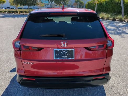 Used 2023 Honda CR-V EX image 5