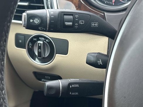Used 2018 Mercedes-Benz GLE 350 4MATIC image 33