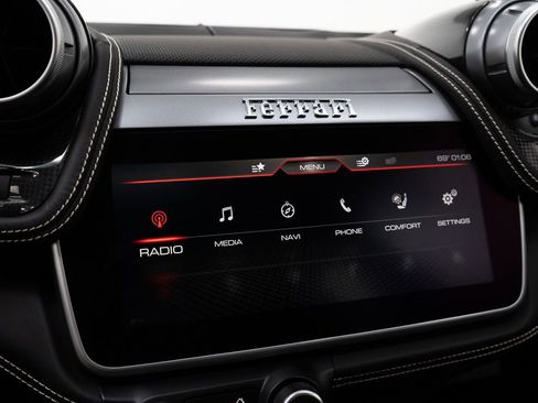 Used 2017 Ferrari GTC4Lusso image 35