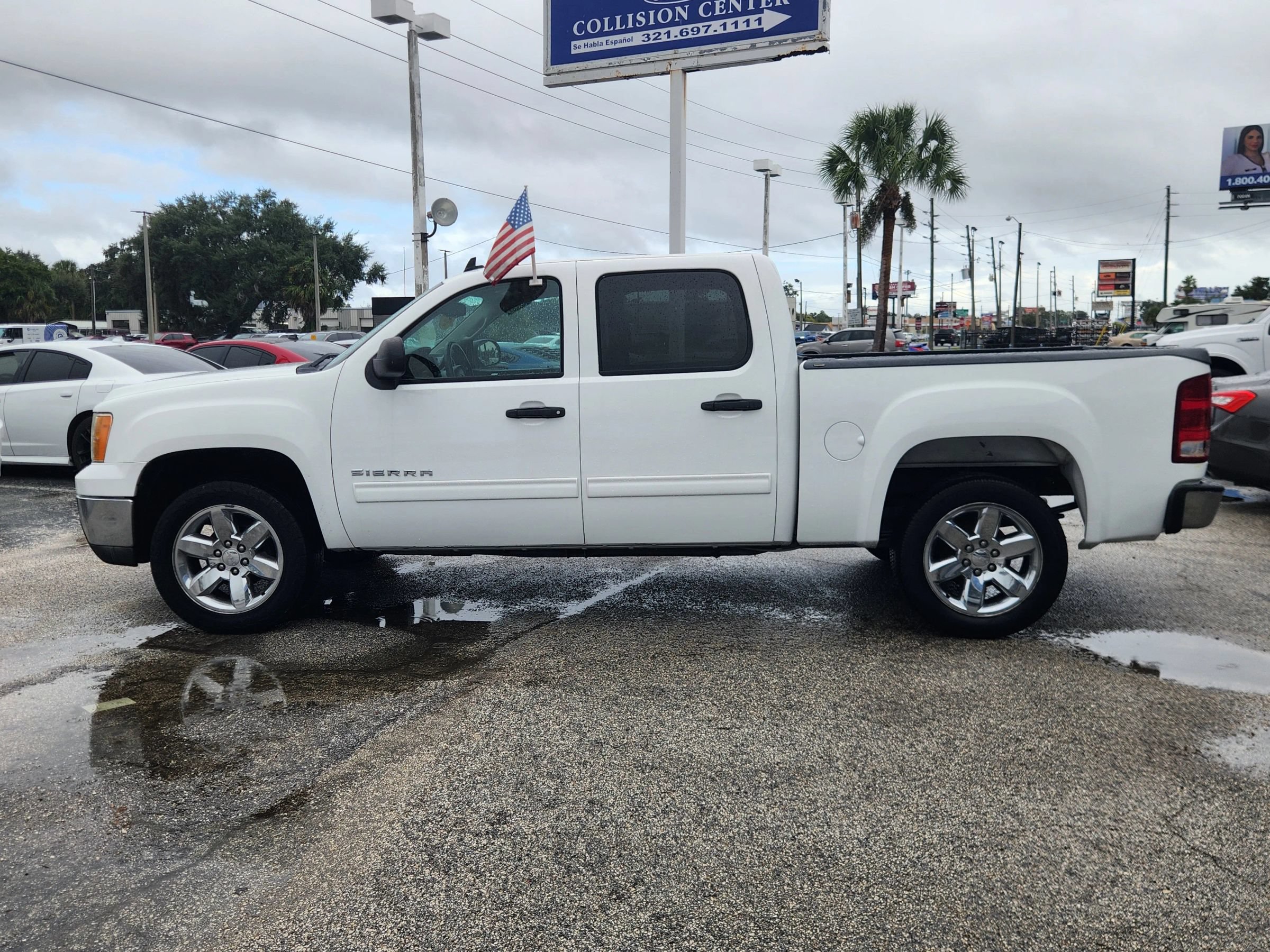 Used 2013 GMC Sierra 1500 SLE w/ Power Tech Package AWD/4WD image 5