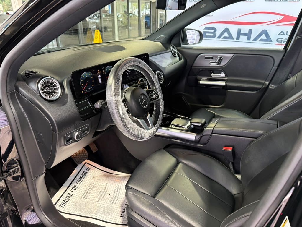 Used 2023 Mercedes-Benz GLA 250 4MATIC w/ Premium Package image 31