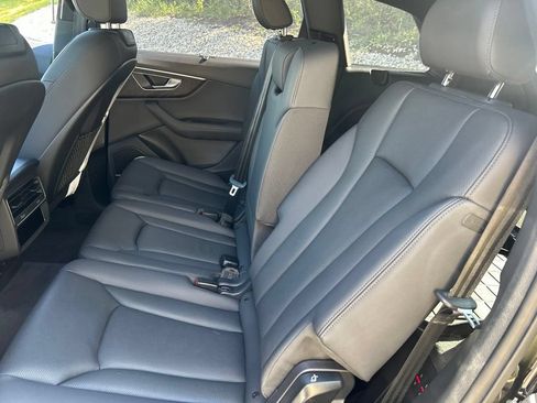 Used 2023 Audi Q7 3.0T Prestige AWD/4WD image 8