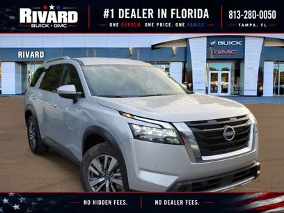 Used 2025 Nissan Pathfinder SL