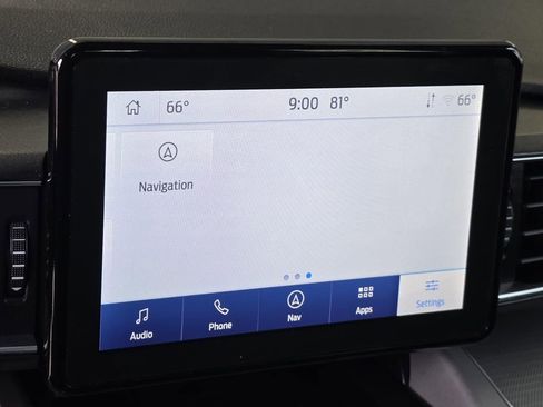 Used 2024 Ford Explorer XLT w/ Equipment Group 202A RWD image 20