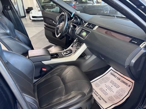 Used 2017 Land Rover Range Rover Evoque HSE image 12