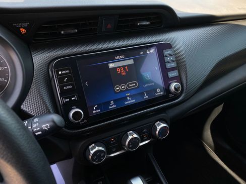Used 2024 Nissan Kicks SV FWD image 14