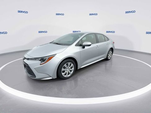Used 2024 Toyota Corolla LE FWD image 4