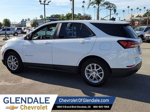 Used 2023 Chevrolet Equinox LS image 6