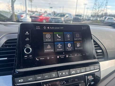 Used 2025 Honda Odyssey Sport-L image 29