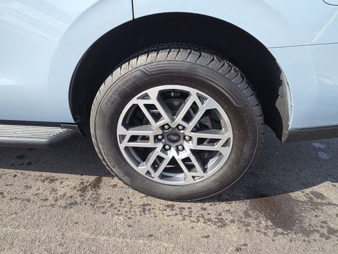 Certified 2025 Ford Expedition Active image 16