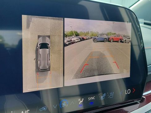 Certified 2026 Chevrolet Traverse RS FWD image 31