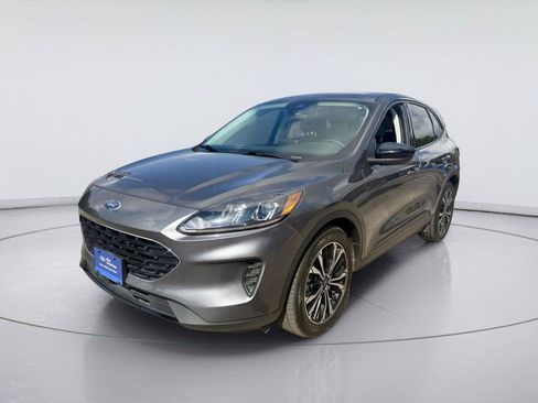Used 2022 Ford Escape SE w/ SE Sport Appearance Package FWD image 7