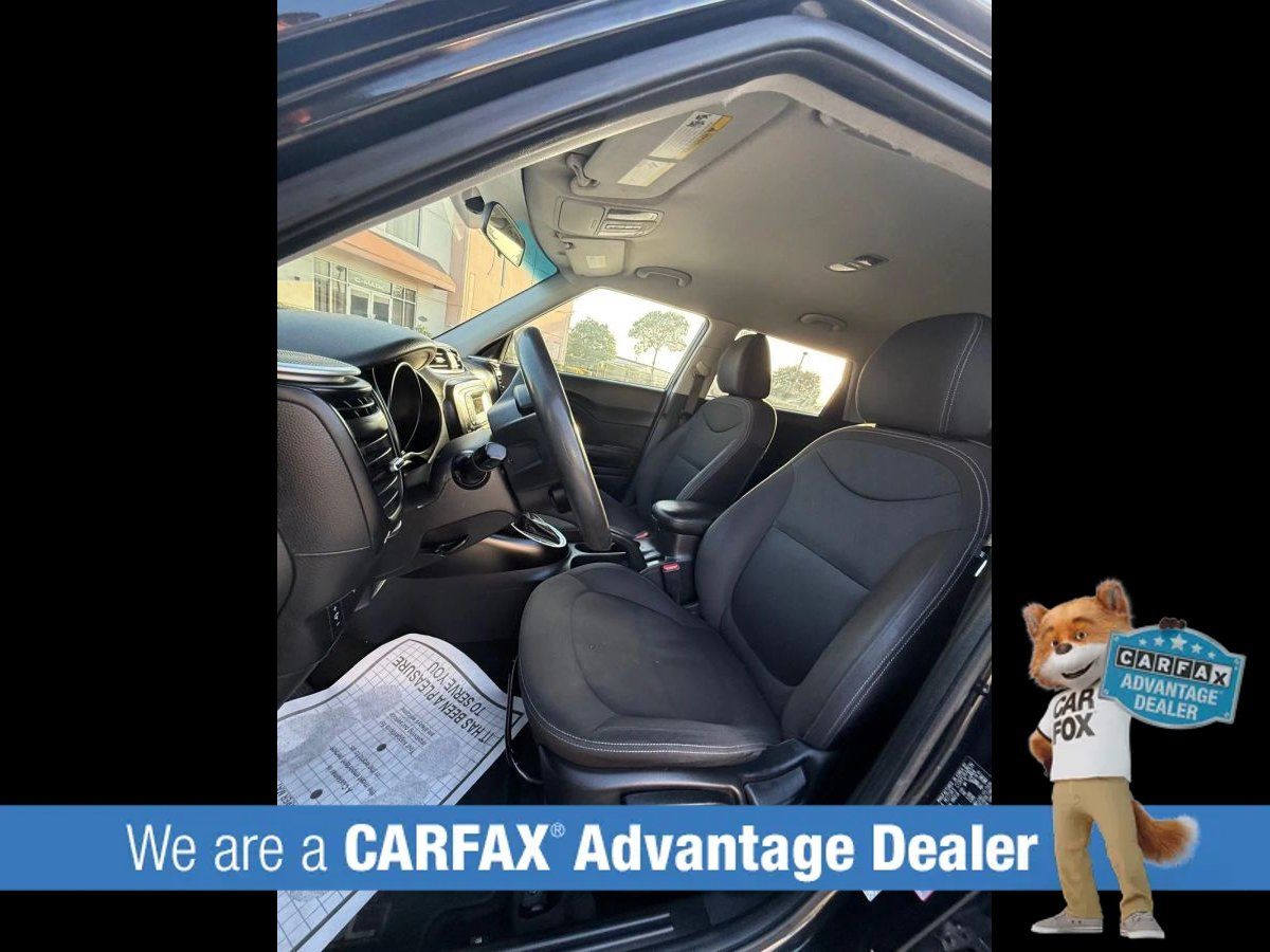 Used 2016 Kia Soul FWD image 26