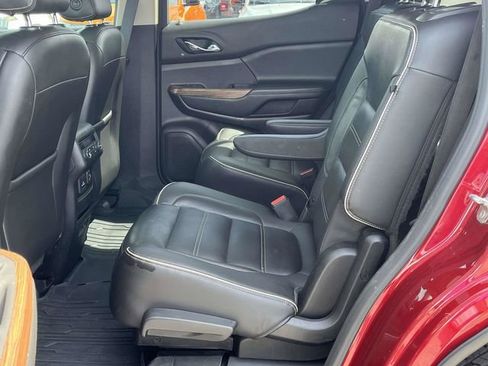 Used 2019 GMC Acadia Denali w/ Technology Package AWD/4WD image 16
