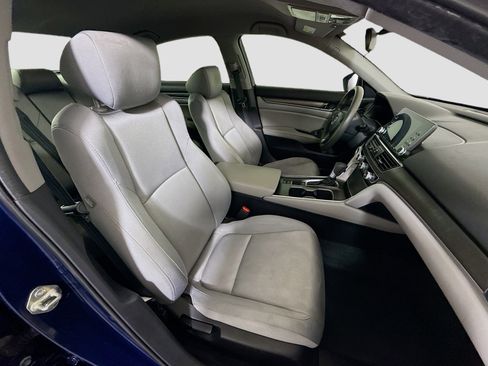Used 2019 Honda Accord LX image 29