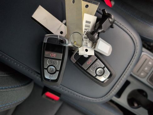 New 2026 Ford Maverick XLT w/ XLT Luxury Package image 34