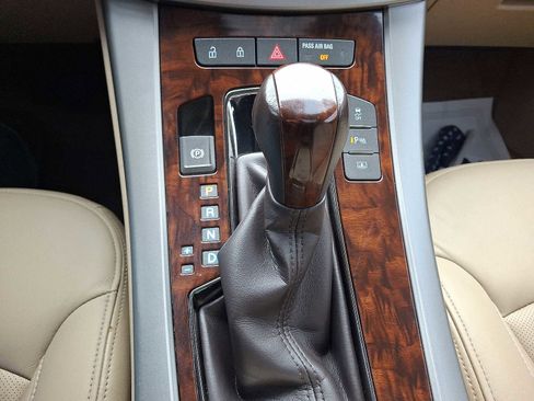 Used 2011 Buick LaCrosse CXL image 13