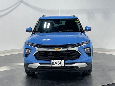Used 2024 Chevrolet TrailBlazer LT w/ LT Cold Weather Package AWD/4WD image 9