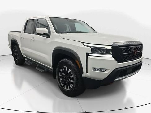 Used 2023 Nissan Frontier Pro-X w/ Pro Convenience Package image 2