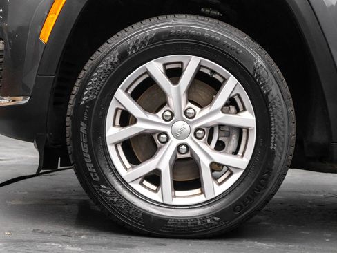 Used 2022 Jeep Grand Cherokee L Limited image 46