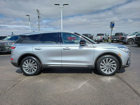 Certified 2023 Lincoln Corsair Reserve w/ Equipment Group 201A image 3