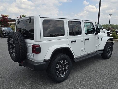 New 2025 Jeep Wrangler Sahara image 3