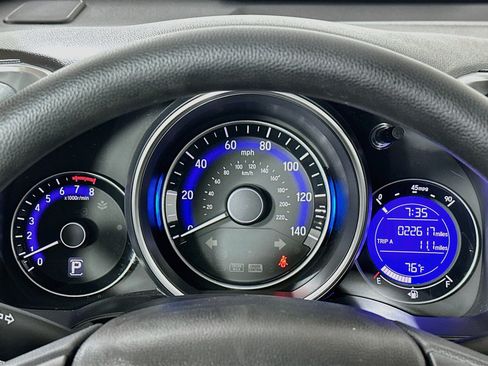 Used 2020 Honda Fit LX image 12