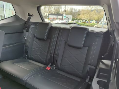 New 2026 Volkswagen Atlas SE image 30