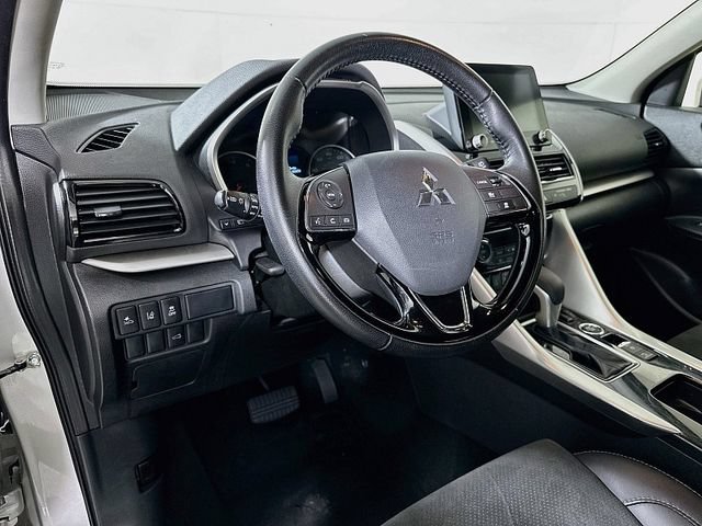 Used 2024 Mitsubishi Eclipse Cross SE AWD/4WD image 9