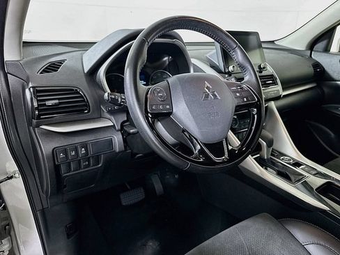 Used 2024 Mitsubishi Eclipse Cross SE AWD/4WD image 9