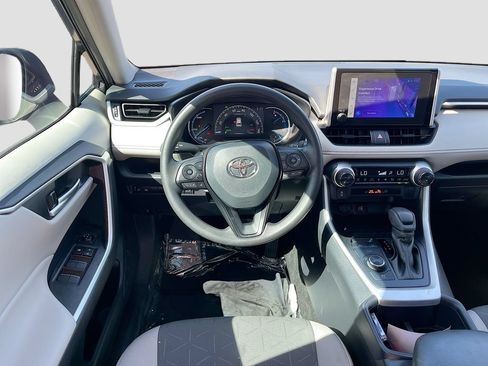 Used 2025 Toyota RAV4 XLE w/ Convenience Package AWD/4WD image 22