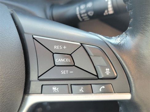 Certified 2022 Nissan Sentra SV image 17