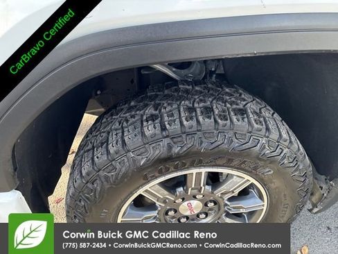 Certified 2025 GMC Sierra 1500 AT4 image 30