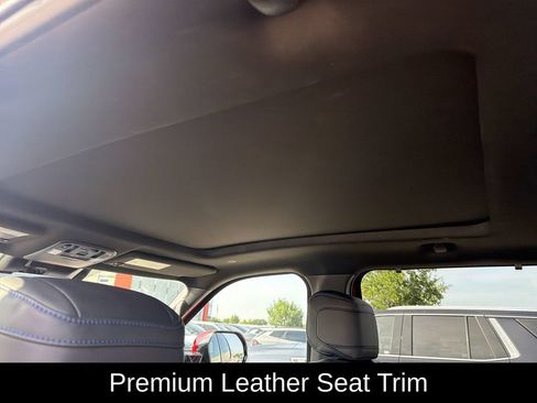 Used 2025 Toyota Tundra Platinum AWD/4WD image 18