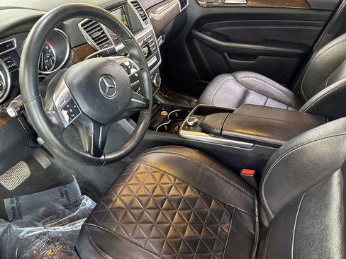 Used 2012 Mercedes-Benz ML 350 BlueTEC 4MATIC image 4