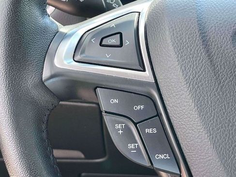 Used 2022 Ford Edge SEL w/ Convenience Package AWD/4WD image 32