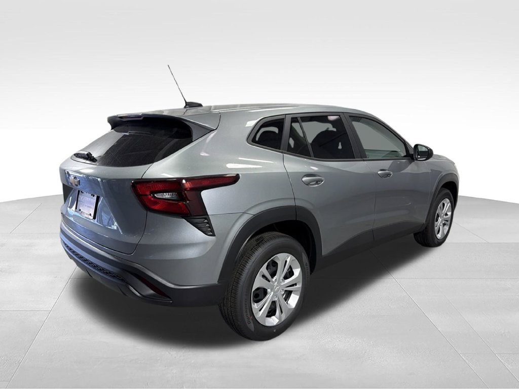 New 2026 Chevrolet Trax LS FWD image 9