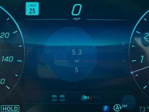 New 2026 Mercedes-Benz CLE 300 4MATIC Coupe image 35