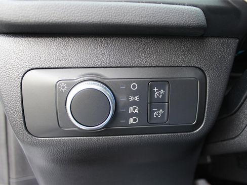 Used 2022 Ford Escape SE image 22