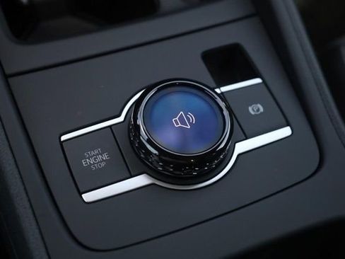 New 2026 Volkswagen Tiguan SE R-Line image 17